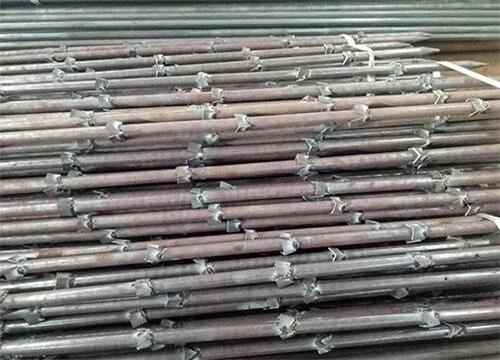 兴山隧道钢花管